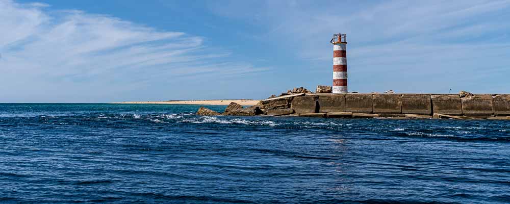 Ria Formosa : fort courant dans la passe vers la pleine mer