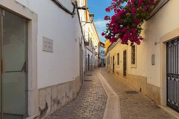 Loulé : rue de la vieille ville
