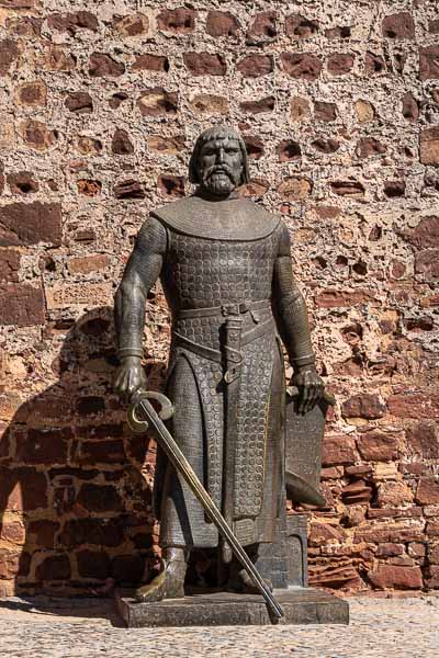 Château de Silves : statue du roi Sancho 1er