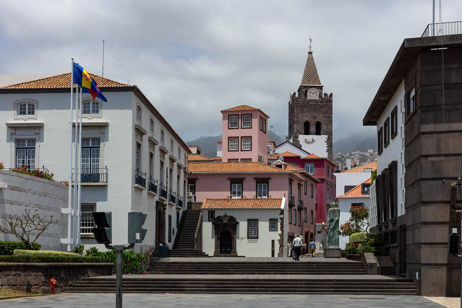 Funchal : rue vers la cathédrale