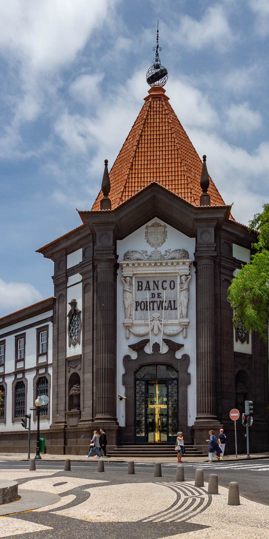 Funchal : banque du Portugal