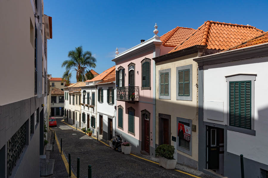 Funchal : rue de la vieille ville