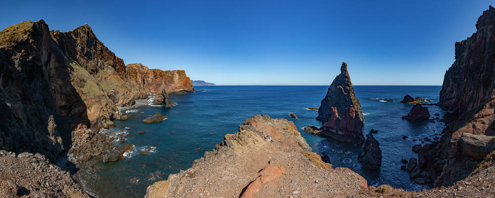 Pointe de São Lourenço : aiguille et falaises