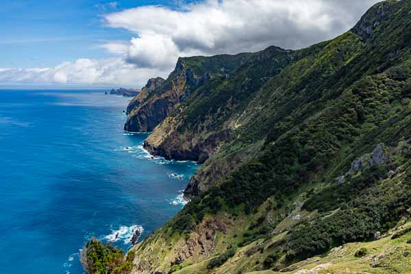 Côte nord, vue vers la pointe de São Lourenço