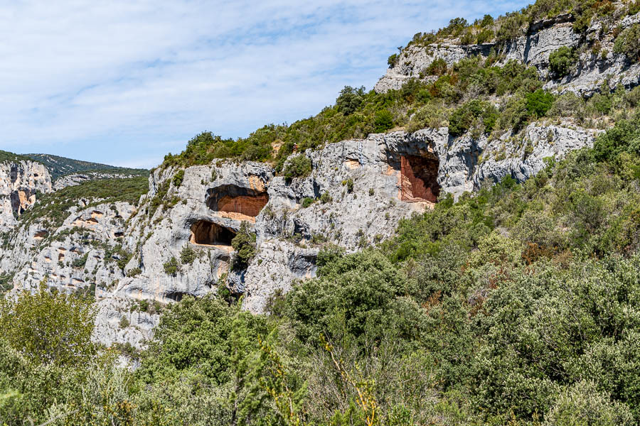 Gorges du rio Vero : abris sous roche avec peintures rupestres