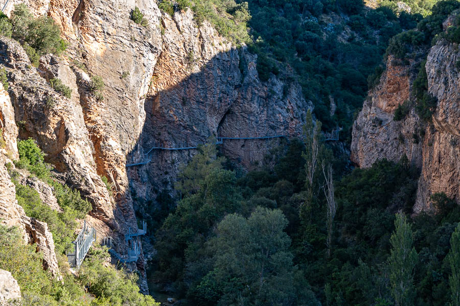 Alquézar : gorges du rio Vero, passerelles