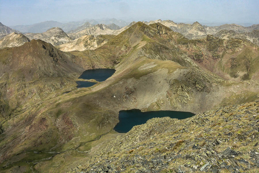 Sommet du pic Péric : étangs Bleus