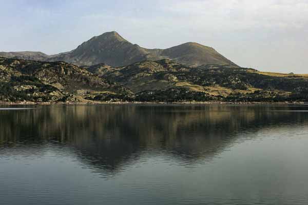 Lac des Bouillouses et pic Péric