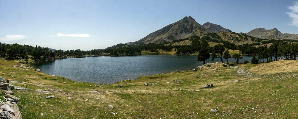 Lac de Camporells et pic Péric depuis le refuge