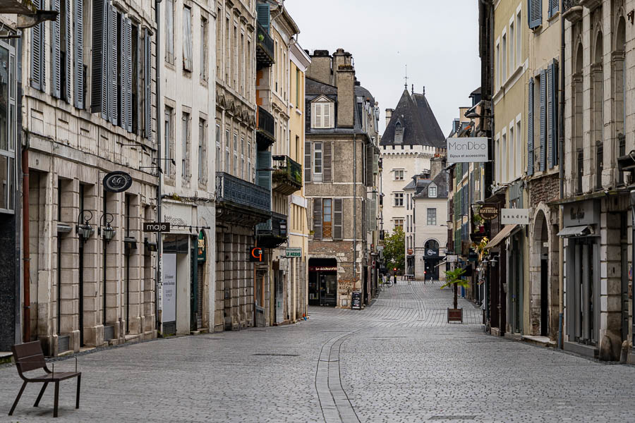 Pau : rue Maréchal Joffre, château