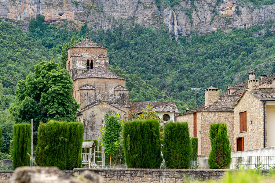 Santa Cruz de la Serós : église Santa Maria