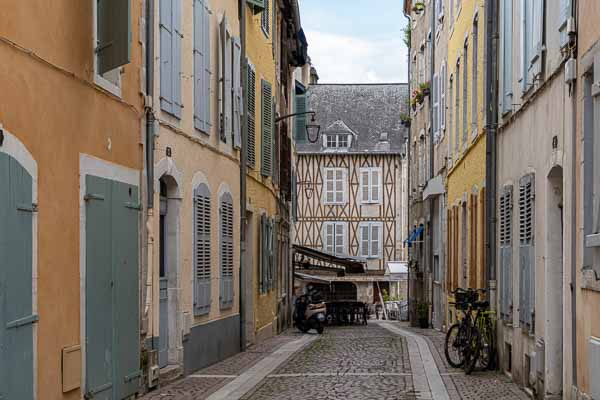 Pau : rue du Parlement