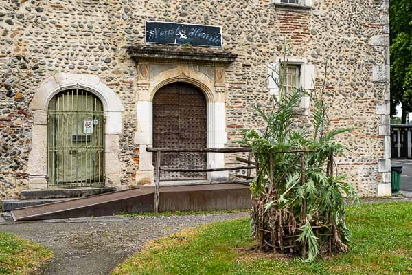 Pau : place de la Monnaie