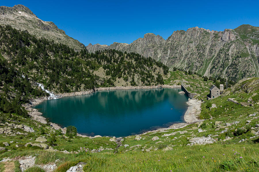 Lac et refuge de la Restanca, 2010 m