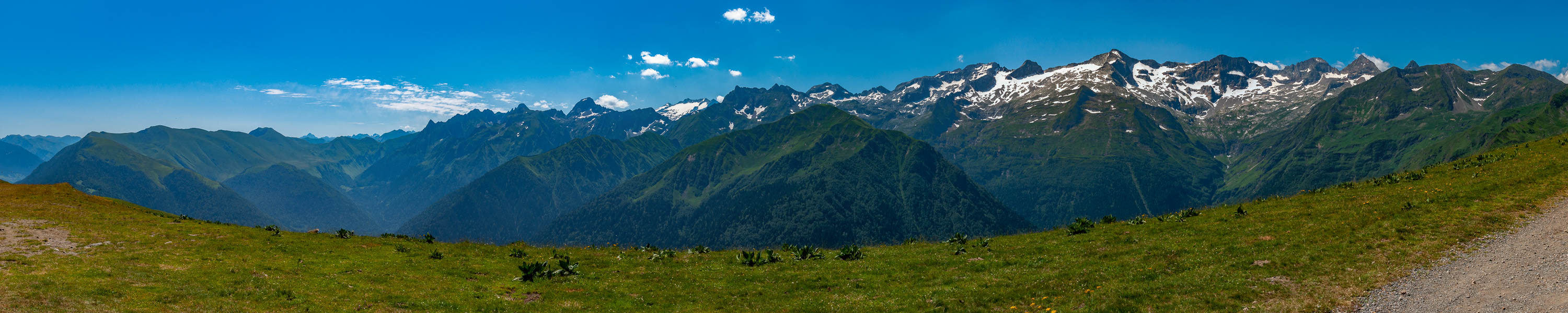 Superbagnères : chaîne frontière