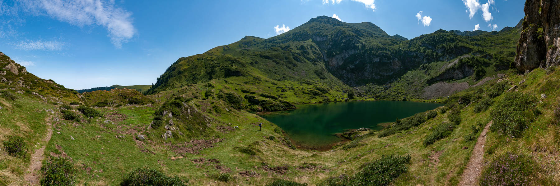 Étang d'Ayes, 1694 m