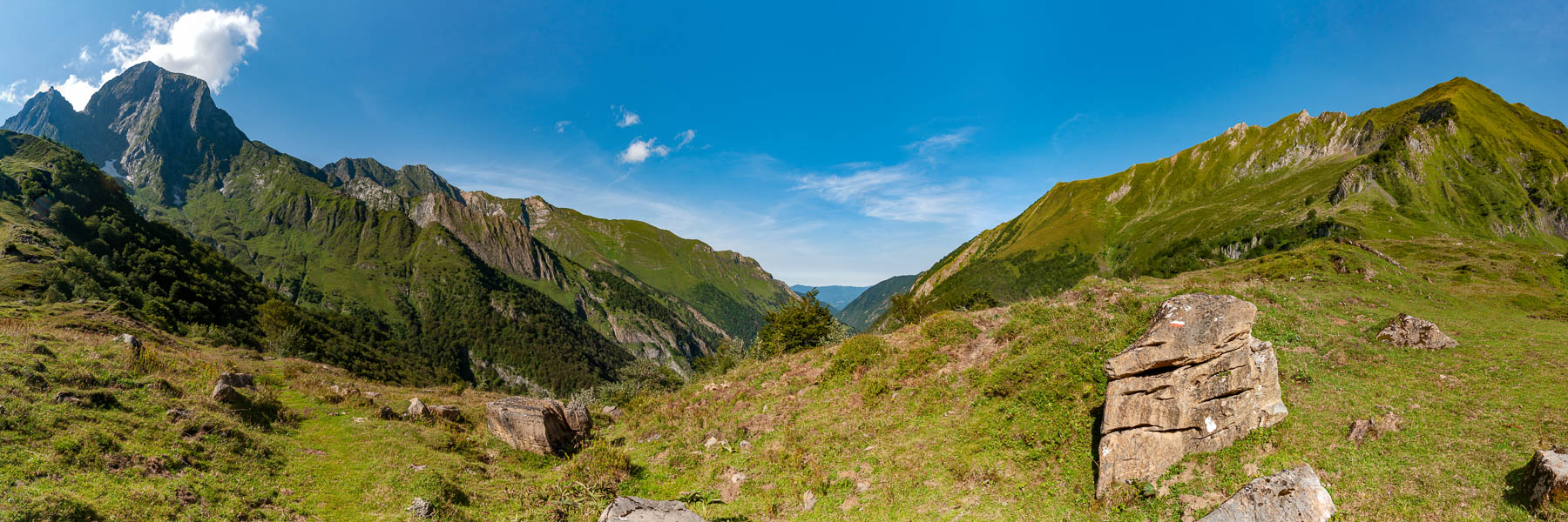 Près de la cabane d'Aula