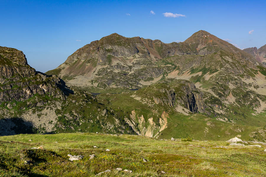 Étangs de Fontargente et pic de la Coume d'Enfer, 2730 m