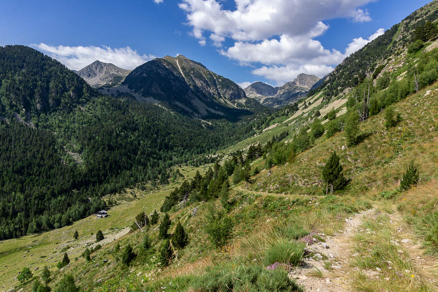 Vallée et refuge de Carança, 1831 m