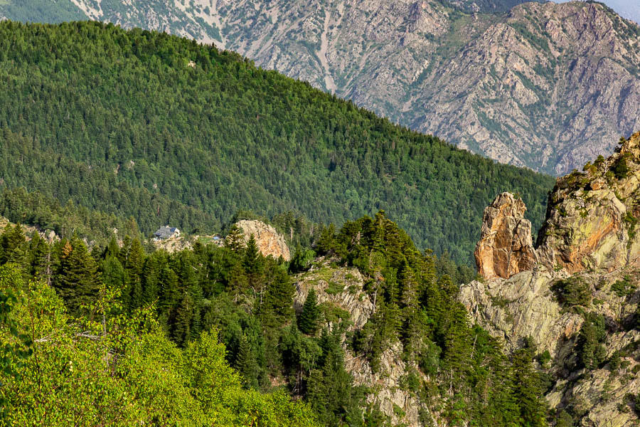 Contreforts du Canigou : refuge de Mariailles