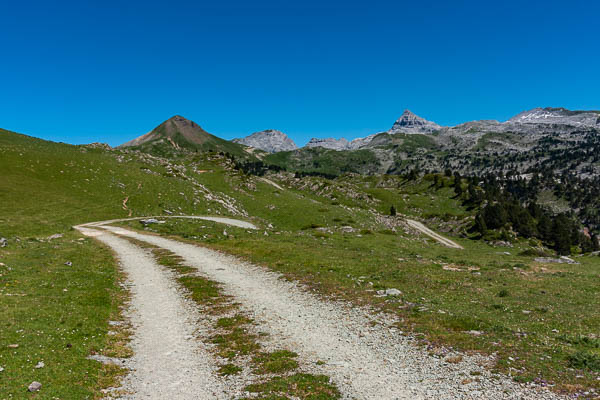 Sous le Soum de Lèche : pic d'Anie, 2504 m