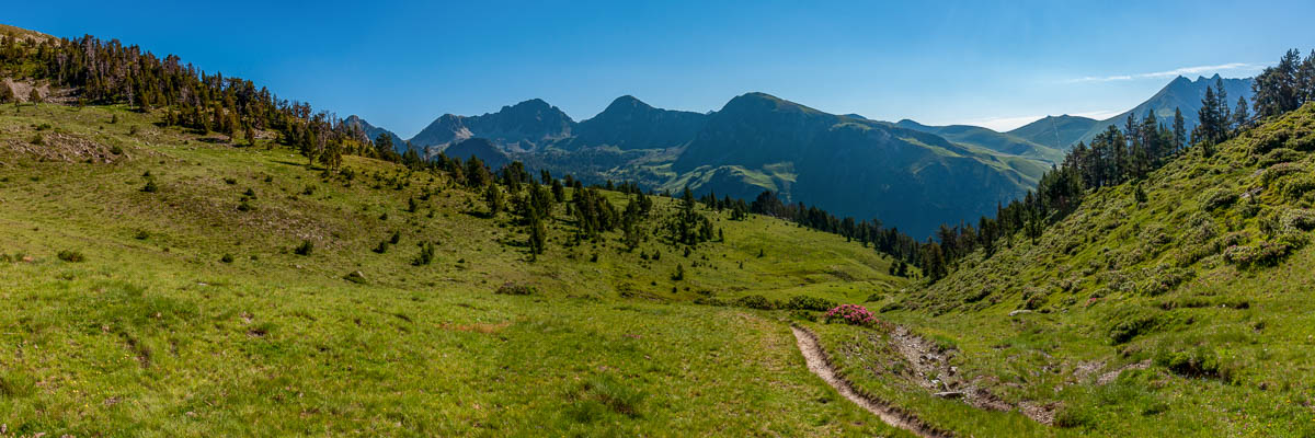 Col d'Estoudou, 2260 m : versant est