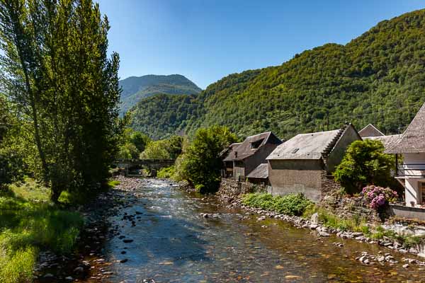 La Garonne à Fos, 537 m