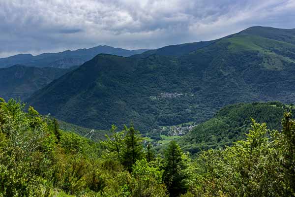 Siguer, 740 m, et Gestiès, 960 m