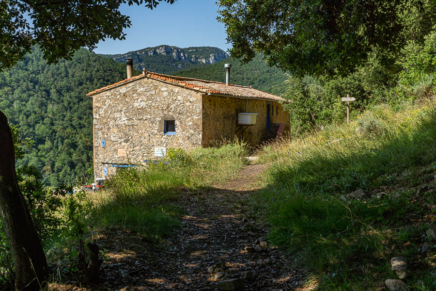 Refuge de Bassegoda, 820 m