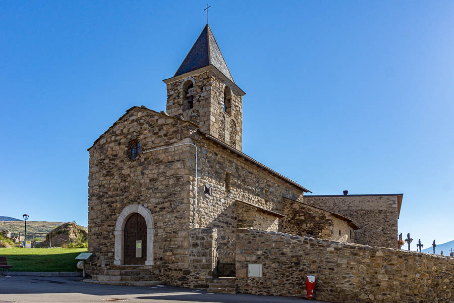 Saneja : église