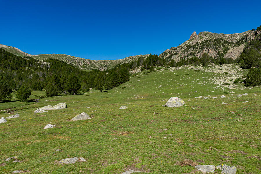 Vers le port de Vallcivera