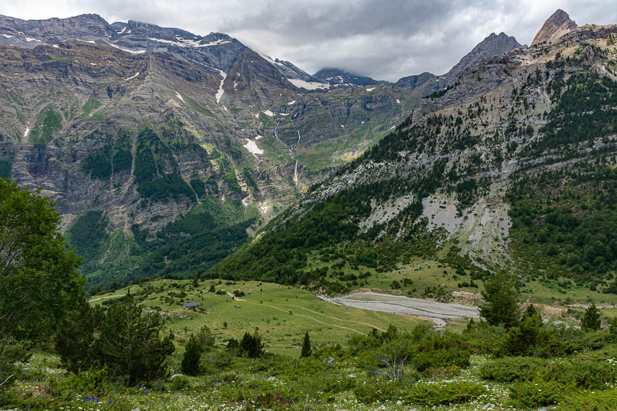 Refuge de la Larri, 1560 m