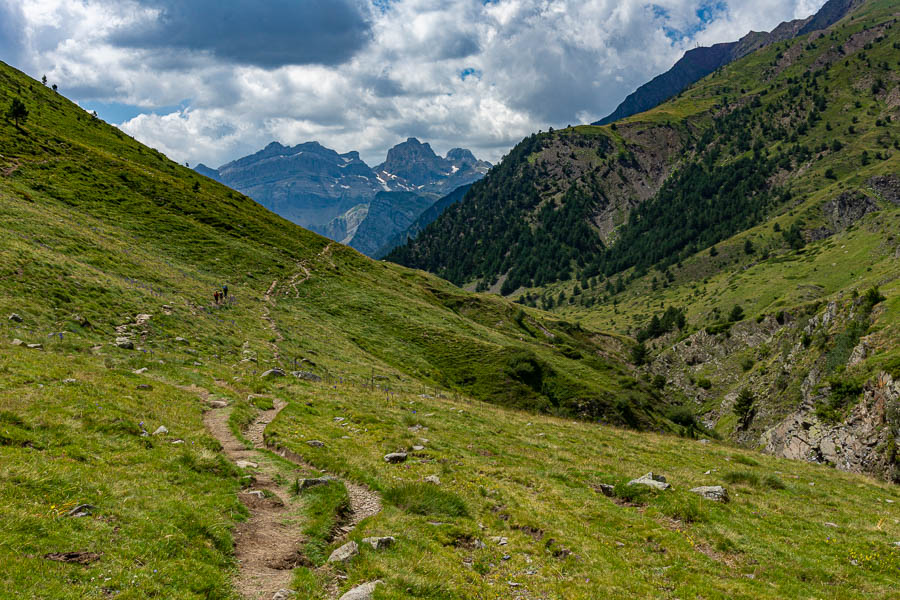 Descente vers Canfranc