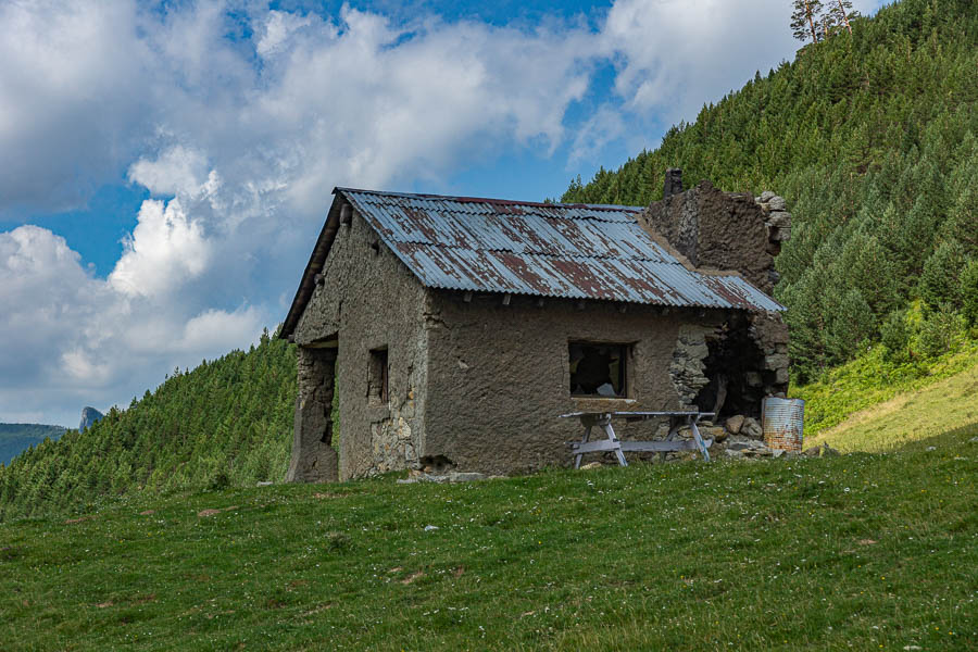 Refuge de Tacheras, 1410 m