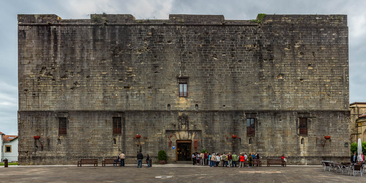 Hondarribia, Arma plaza : parador