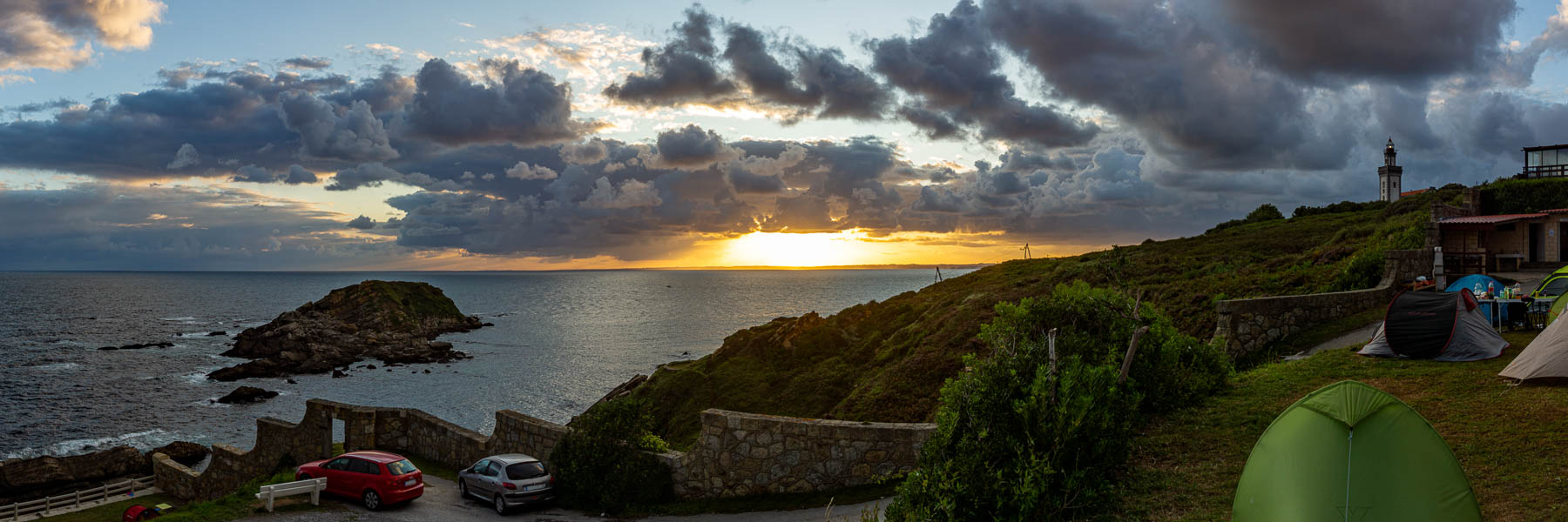 Lever de soleil sur le cabo Higuer