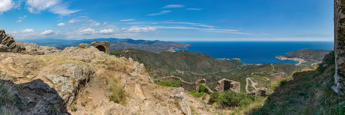 Cap de Creus, castell de Sant Salvador : vue vers el Port de la Selva