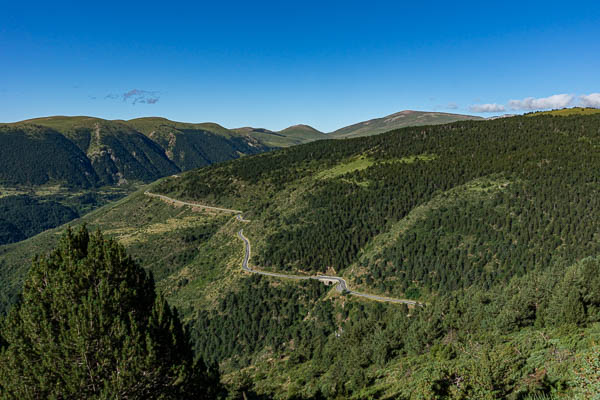 Vue vers le Puigllançada, 2409 m