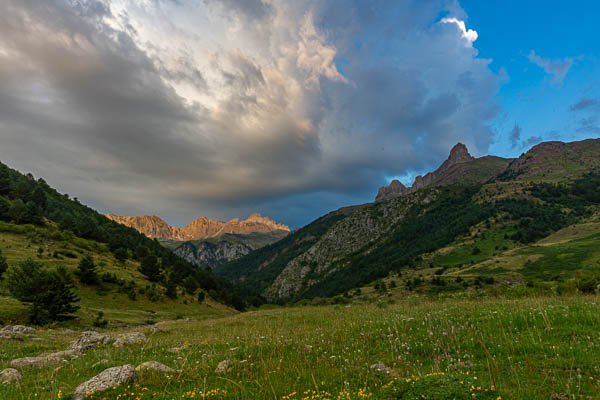 Lever de soleil à La Mina, 1250 m