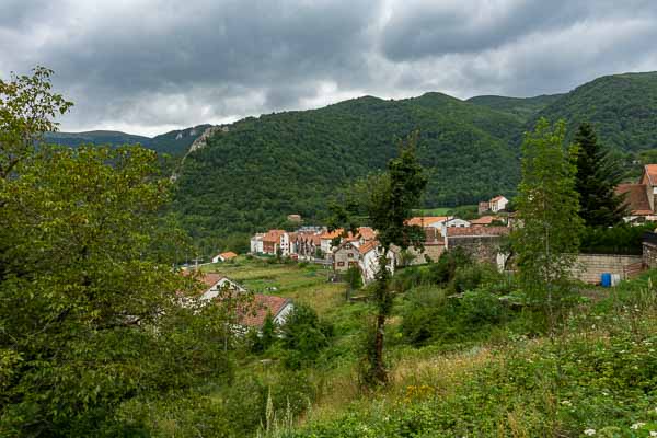 Isaba, 800 m