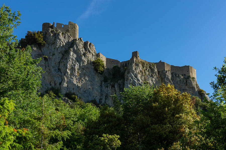 Château de Peyrepertuse : donjon vieux et enceinte basse