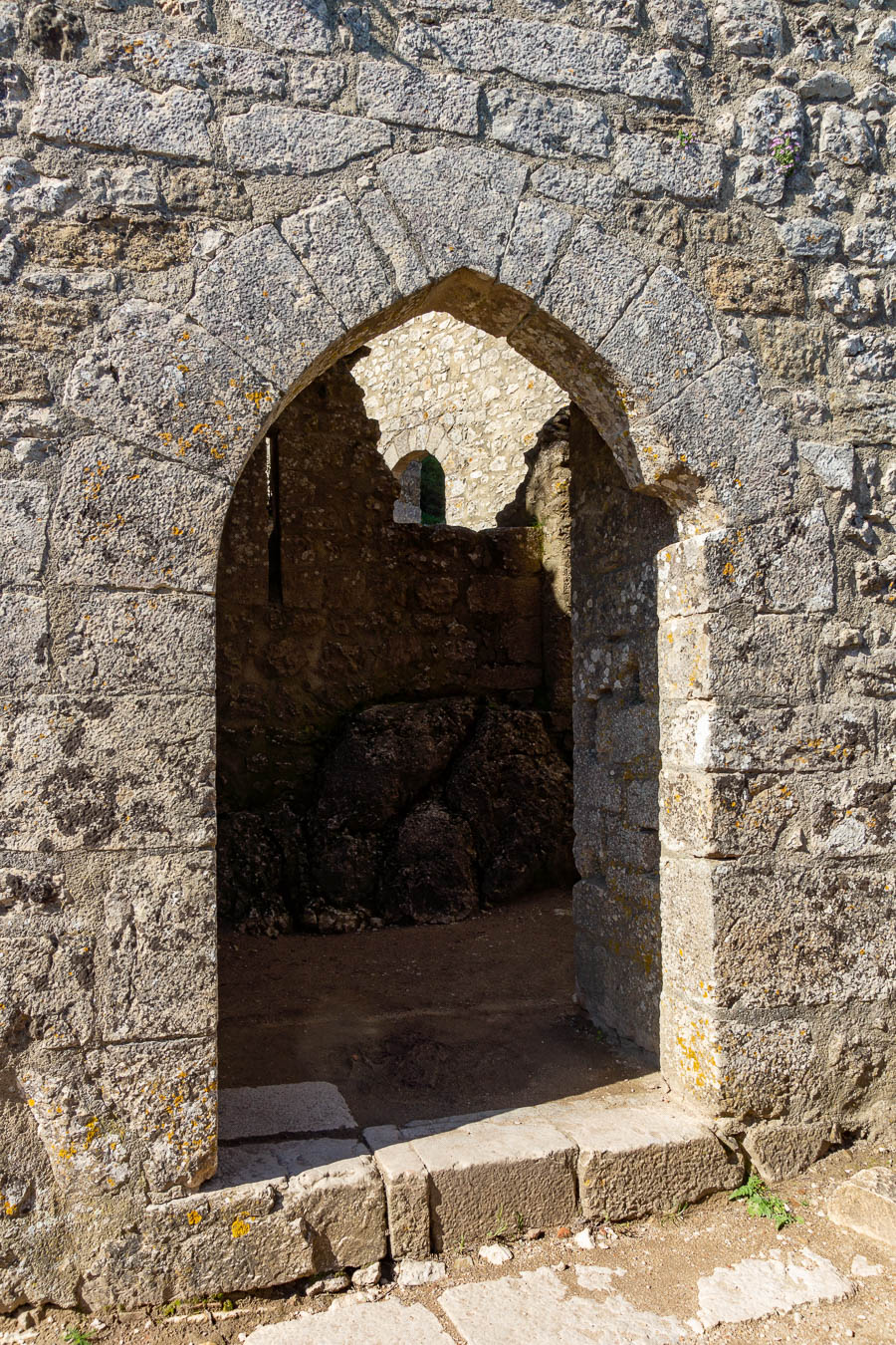 Château de Peyrepertuse : entrée