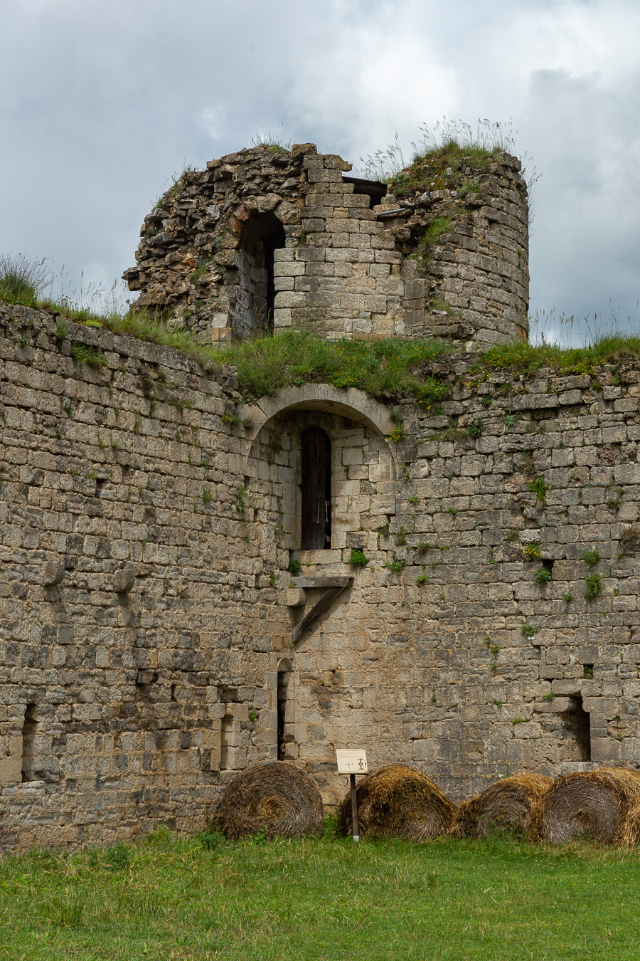 Château de Puivert : tour des Quayres