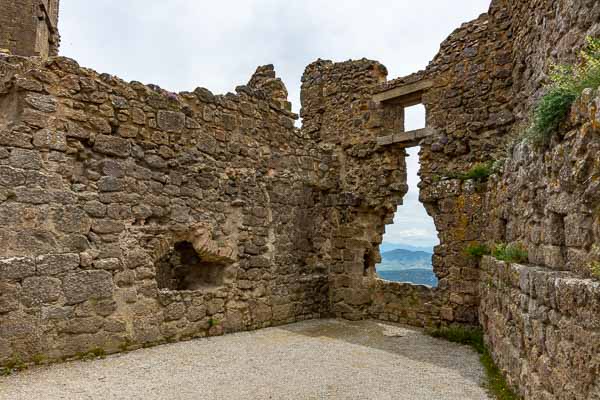 Quéribus : 3e enceinte, corps de logis