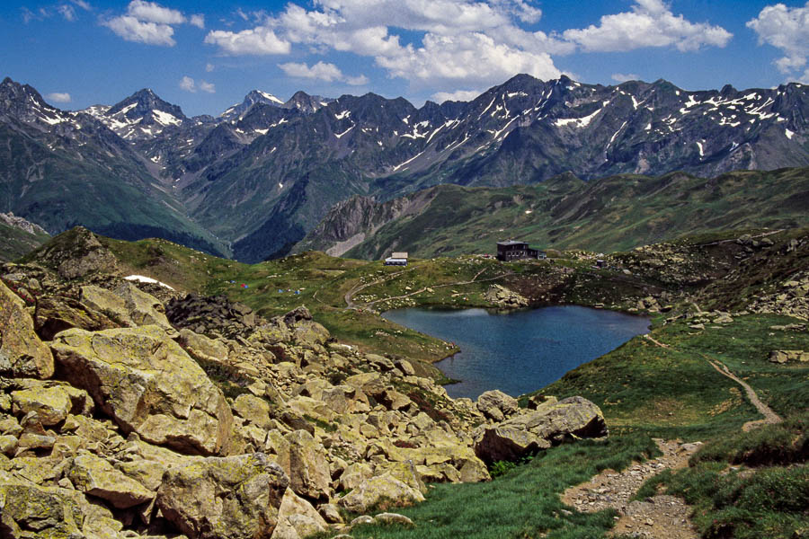 Refuge de Pombie, 2032 m