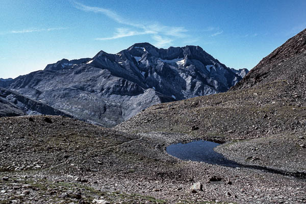 Port d'Aygues Tortes, 2683 m : les Posets, 3371 m