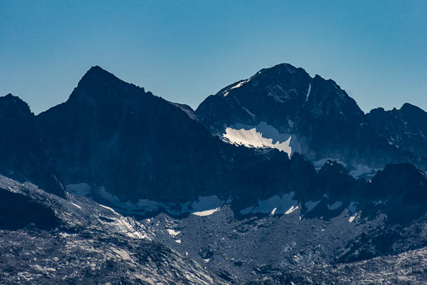 Pico Maldito, 3350 m, et Aneto, 3404 m