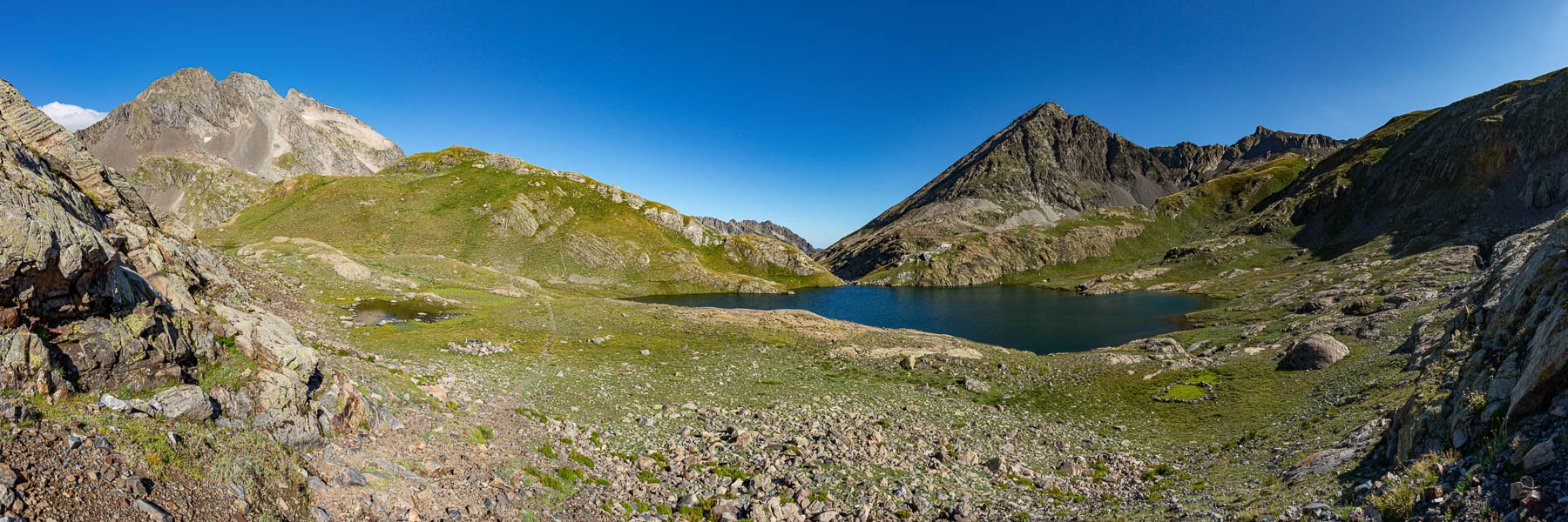 Lac Couy