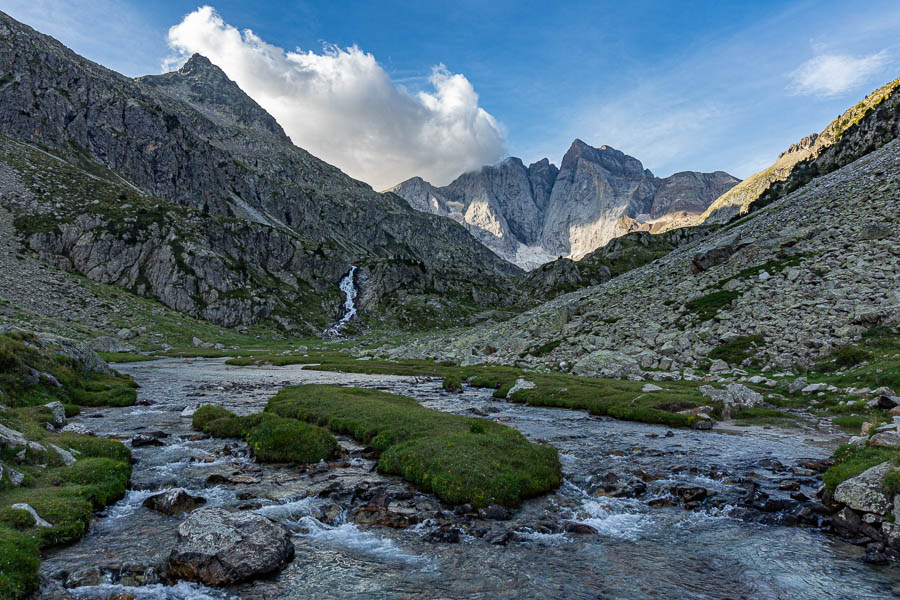 Cascade et Vignemale