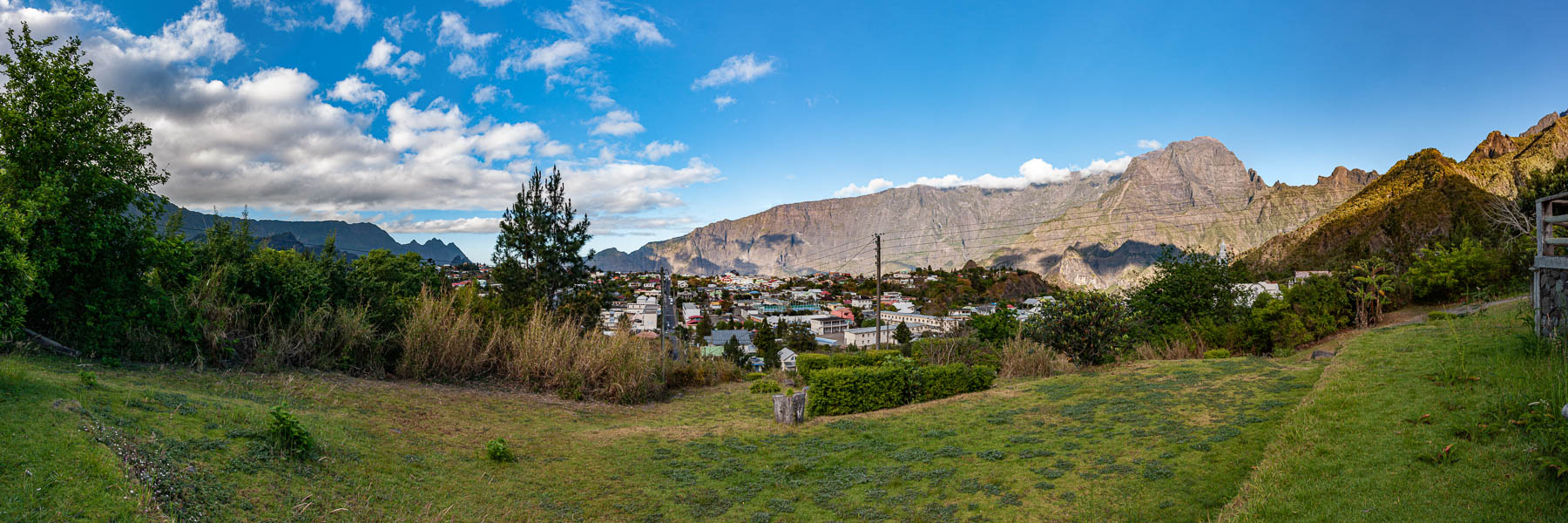 Cilaos depuis le gîte de la Roche Merveilleuse